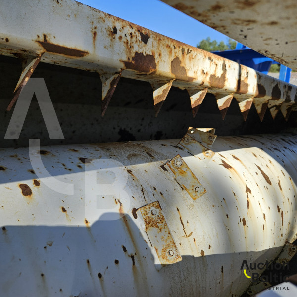 3 units hay bale crushers