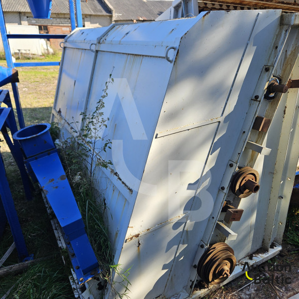 3 units hay bale crushers