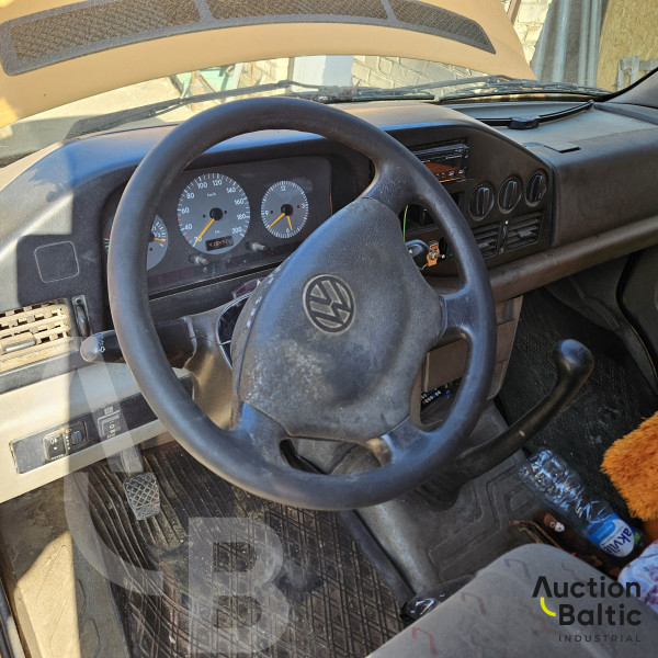 Volkswagen 	LT35