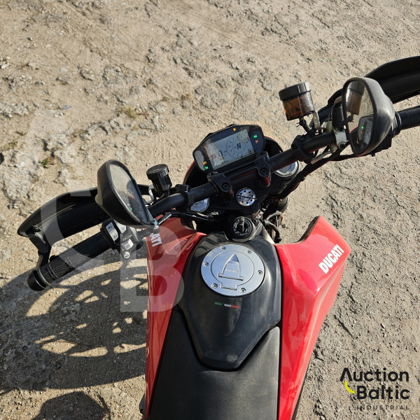 Ducati HYPERMOTARD