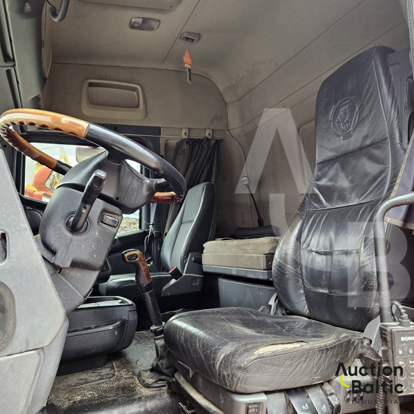 Scania R 560 + Ovriga Jyki V42-T0 + KESLA 2009ST