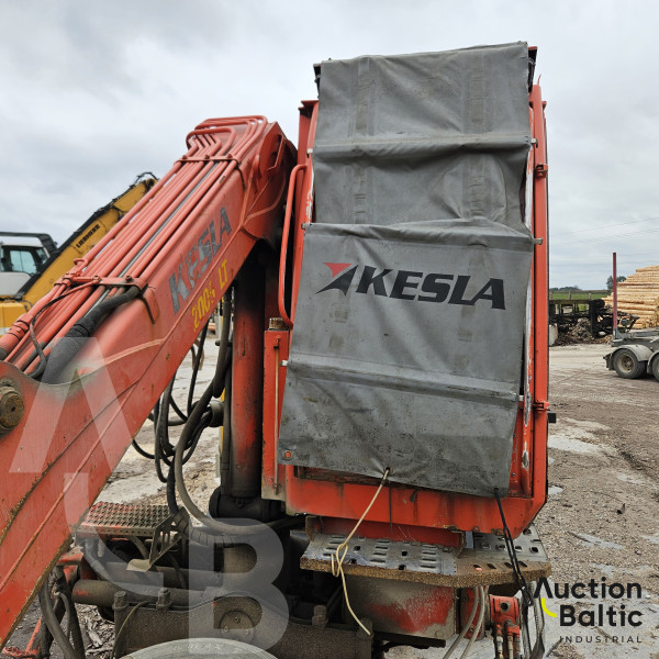 Scania R 560 + Ovriga Jyki V42-T0 + KESLA 2009ST