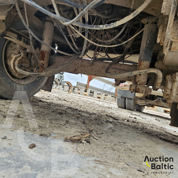 Scania R 560 + Ovriga Jyki V42-T0 + KESLA 2009ST