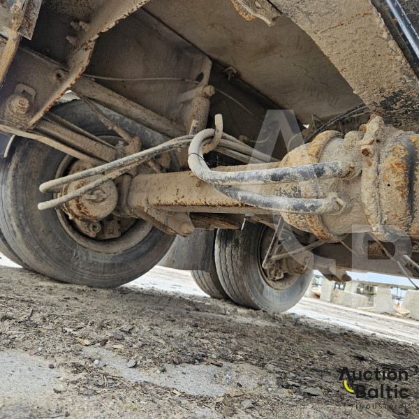 Scania R 560 + Ovriga Jyki V42-T0 + KESLA 2009ST