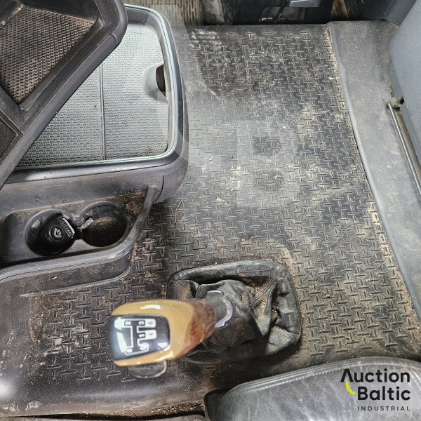 Scania R 560 + Ovriga Jyki V42-T0 + KESLA 2009ST