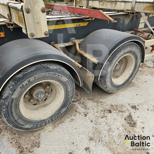 Scania R 560 + Ovriga Jyki V42-T0 + KESLA 2009ST