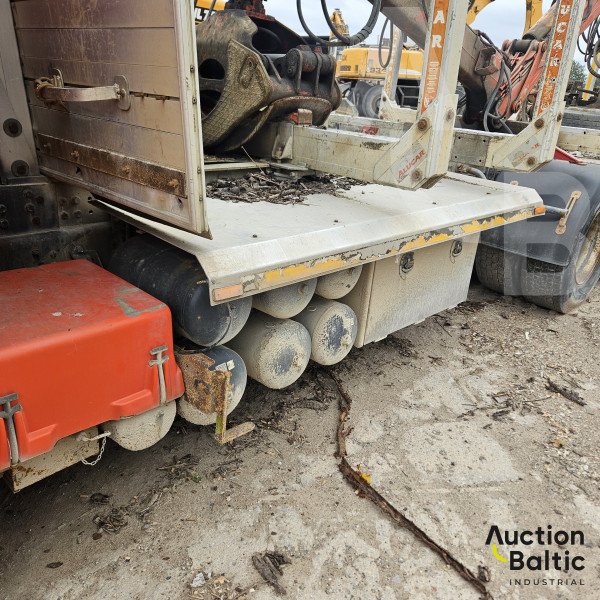 Scania R 560 + Ovriga Jyki V42-T0 + KESLA 2009ST