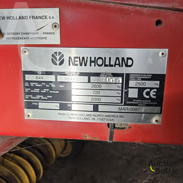 New Holland 644