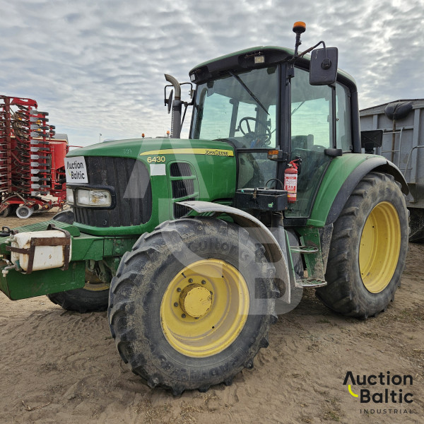 John Deere 6430