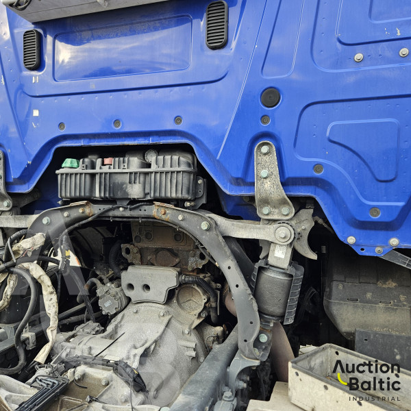 Mercedes-Benz Actros 1843