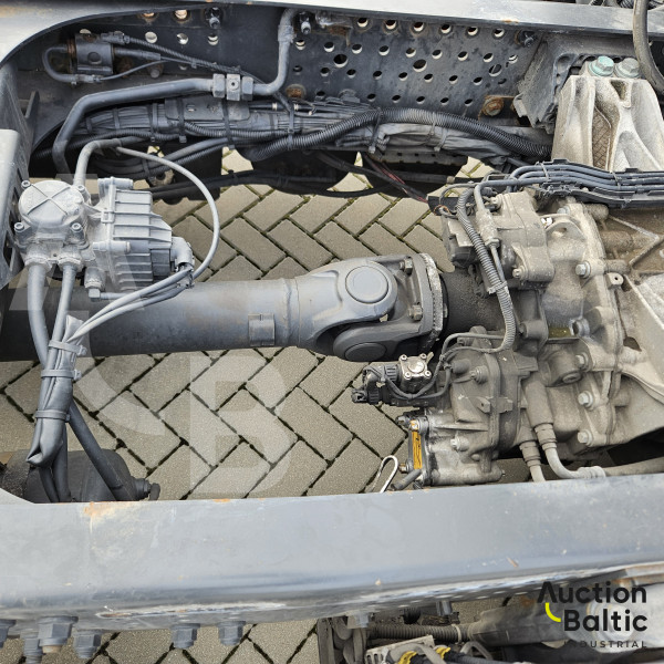 Mercedes-Benz Actros 1843