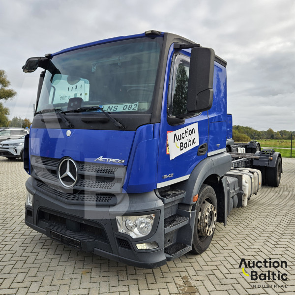 Mercedes-Benz Actros 1843