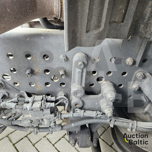 Mercedes-Benz Actros 1843