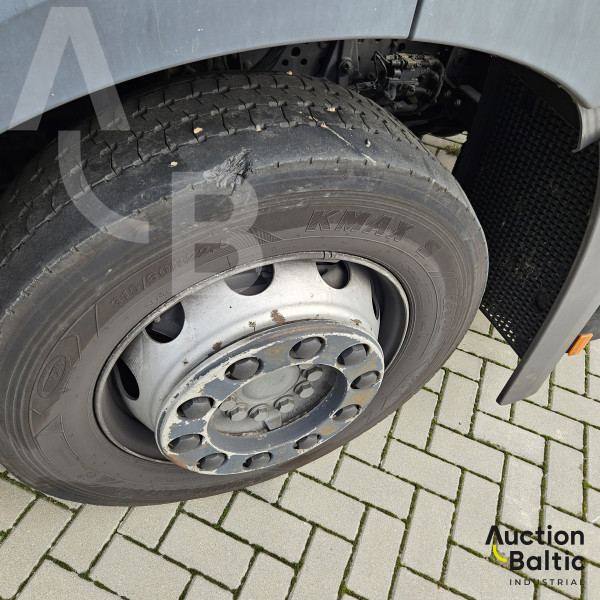 Mercedes-Benz Actros 1843