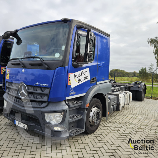 Mercedes-Benz Actros 1843