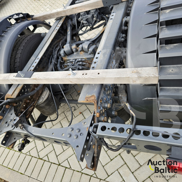 Mercedes-Benz Actros 1843