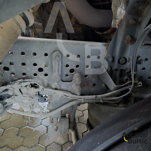 Mercedes-Benz Actros 1845