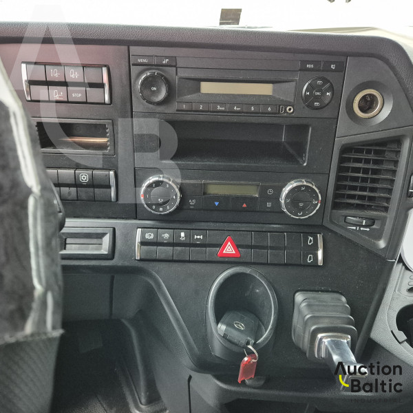 Mercedes-Benz Actros 1845