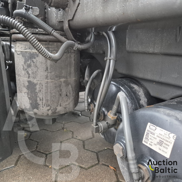 Mercedes-Benz Actros 1845