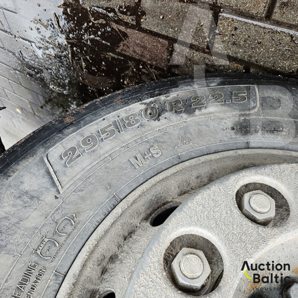 Renault Premium 250 +  HIAB 071 AW