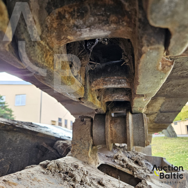 Komatsu PC228USLC-3N0