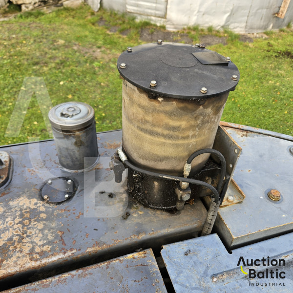 Komatsu PC228USLC-3N0