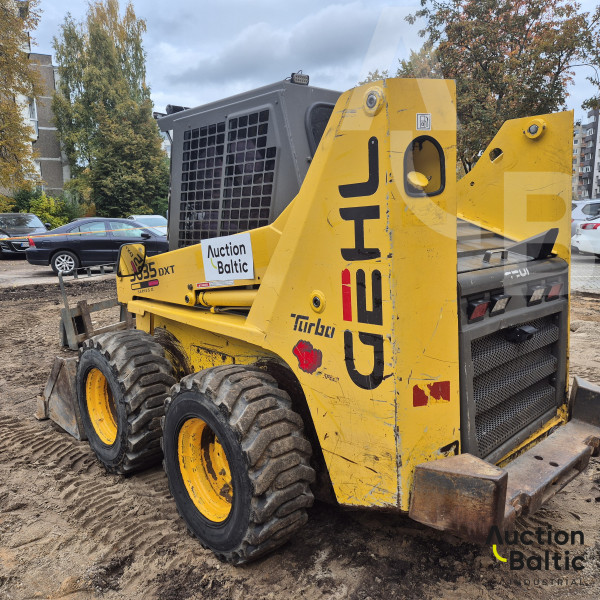 Gehl 5635 DXT 2