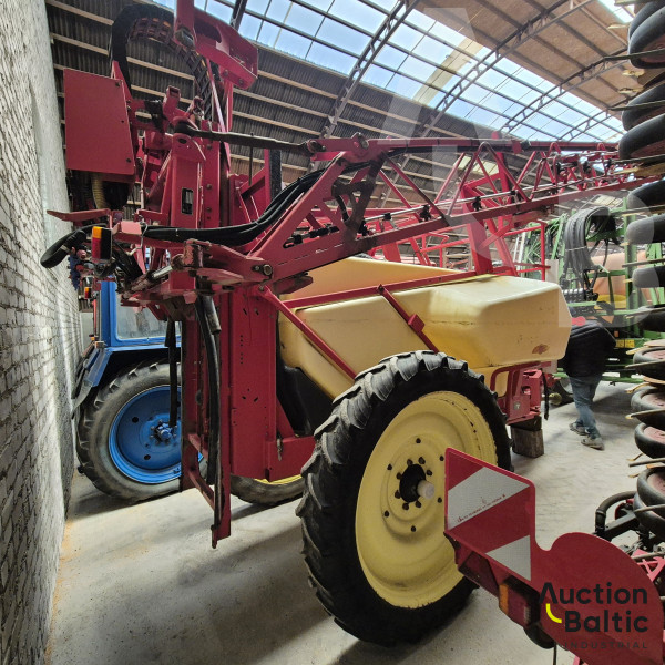 Kverneland IkarusA2800