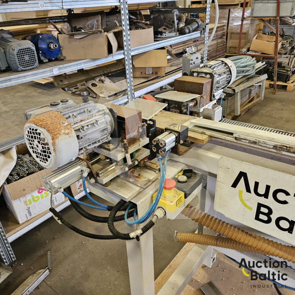 Horizontal drilling machine