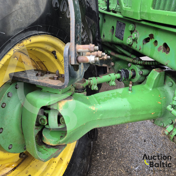John Deere 7710
