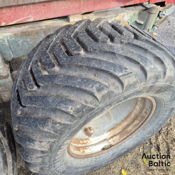 Valtra N114 EH + Kronos 120H 4WD