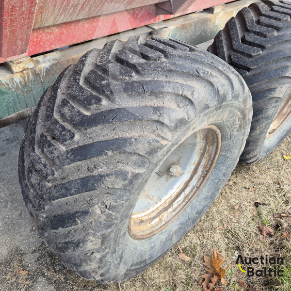 Valtra N114 EH + Kronos 120H 4WD