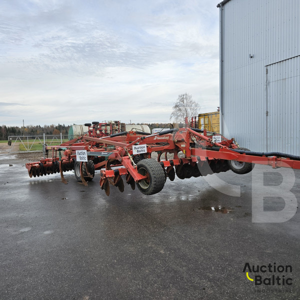 Kverneland CTC527