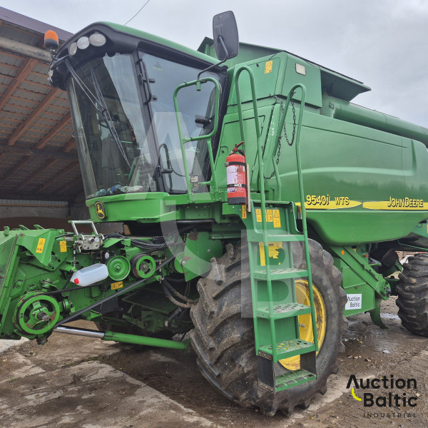 John Deere 9540