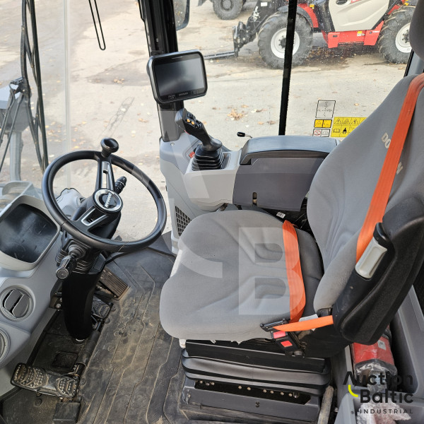 Doosan DL280-7