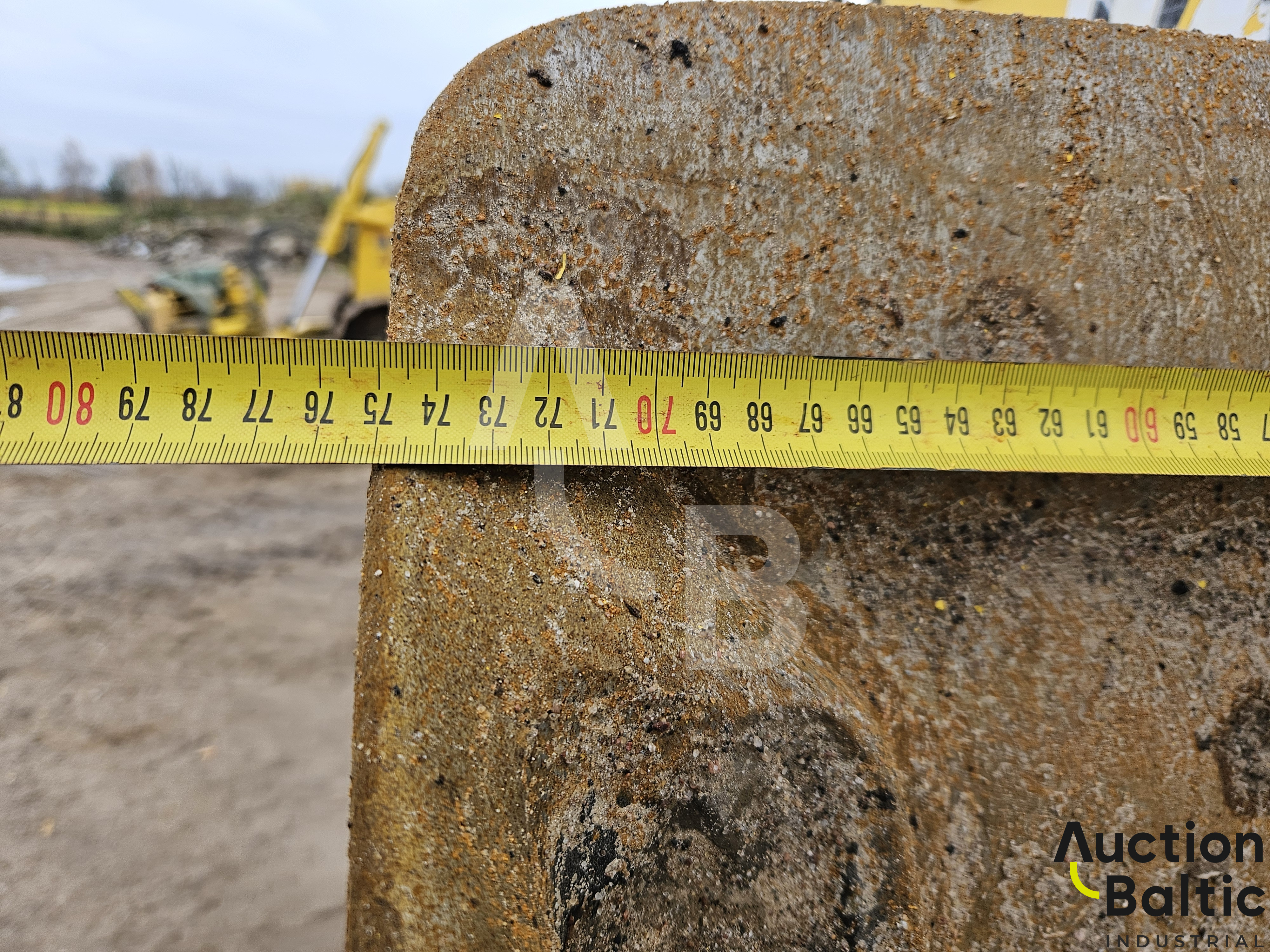 New Holland LB 110 B » Auction Baltic