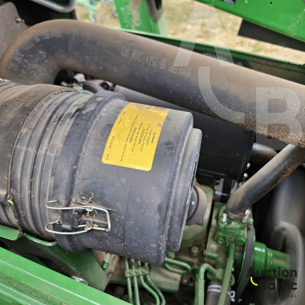 John Deere 4049 M
