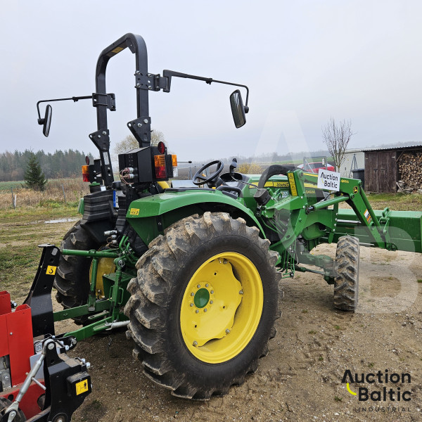 John Deere 4049 M