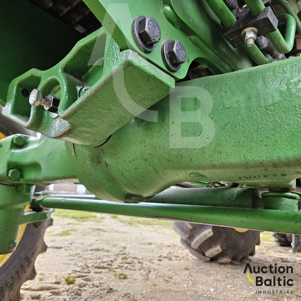 John Deere 4049 M