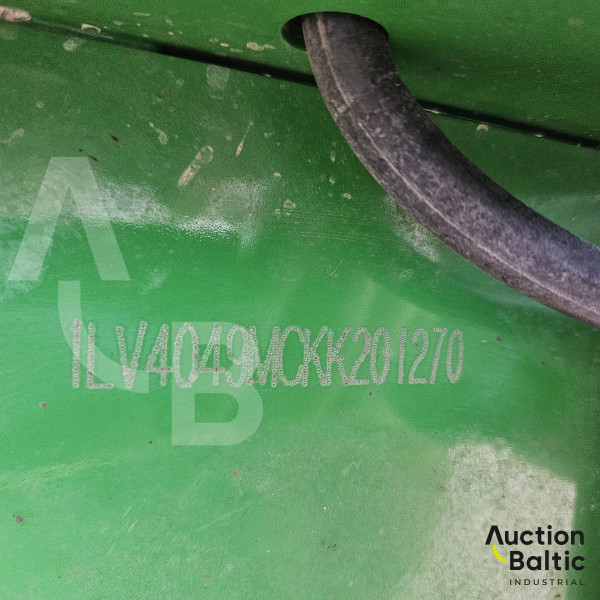 John Deere 4049 M
