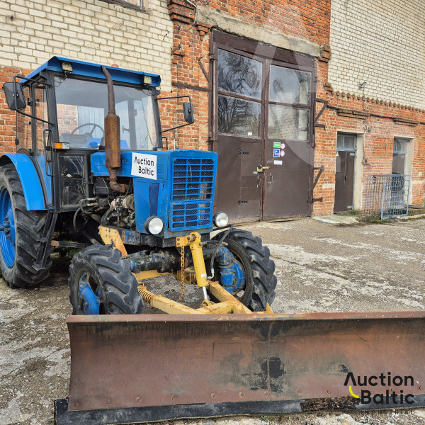 MTZ Belarus-82
