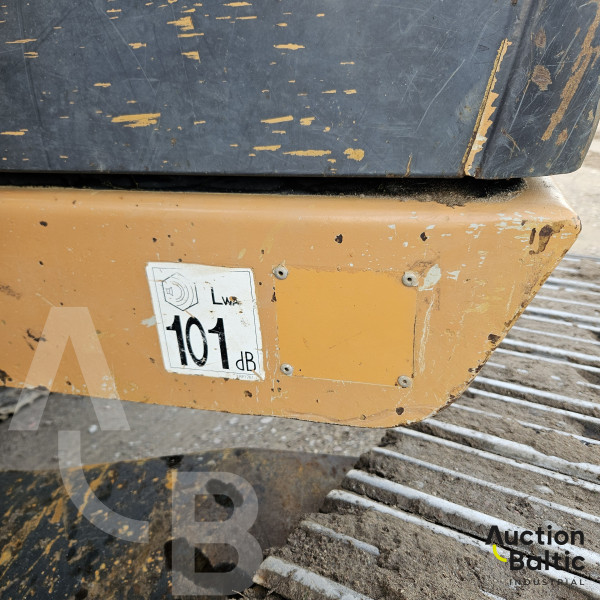CASE CX 210 B
