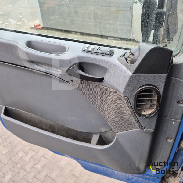 Mercedes-Benz Actros 4141