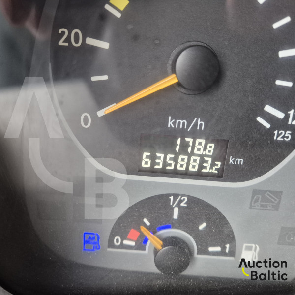 Mercedes-Benz Actros 5048 AK