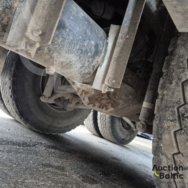 Mercedes-Benz Actros 5048 AK