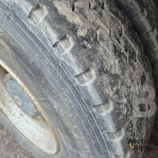 Mercedes-Benz Actros 5048 AK