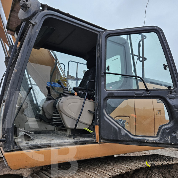 CASE CX 210 D