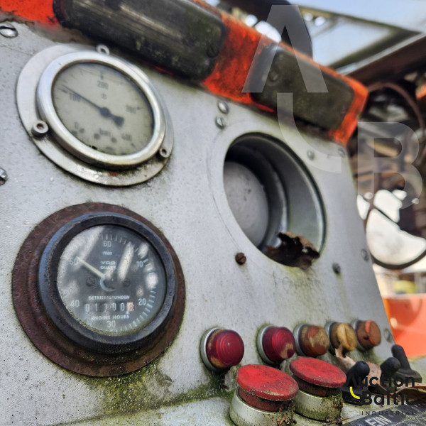 Daimler-Benz DLK 23-12