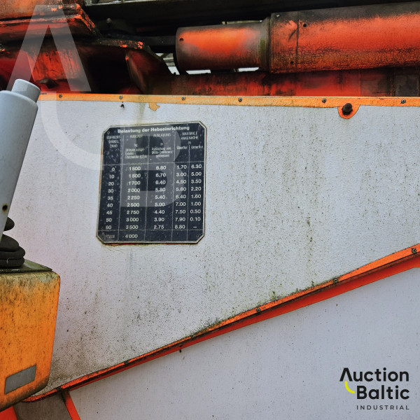 Daimler-Benz DLK 23-12