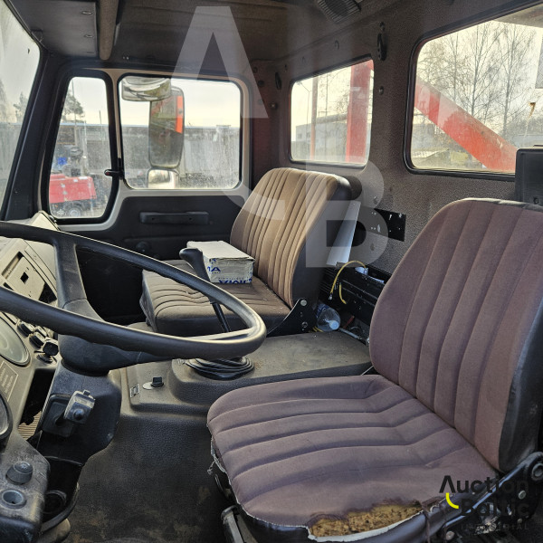 Daimler-Benz DLK 23-12